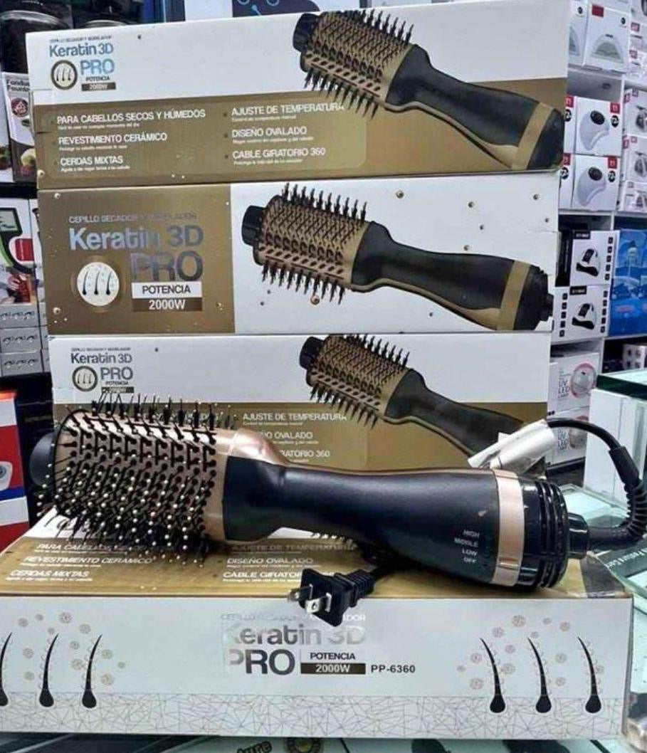 Combo 2 en 1: Cepillo Secador y Alisador Pro + Plancha Remington con Queratina para un Cabello Perfecto y Brillante en Casa! 🌟 Llévate 2 al precio de 1 🎉 Últimas unidades disponibles de este récord de ventas! 🚨 No pierdas esta oportunidad. ⏳